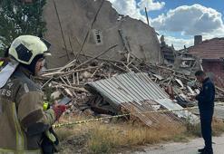 Ankara'da 3 katlı metruk bina çöktü
