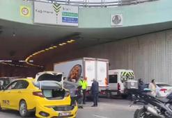 Şişli'de alt geçitte 5 aracın karıştığı zincirleme kaza: 1 doktor yaralandı