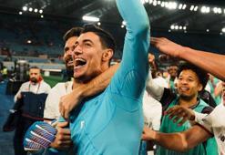 Üst üste 3 penaltı kurtaran Berke Özer, Avrupa basınının manşetlerinde