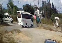 Okul servis minibüsü ile midibüs çarpıştı; 7 öğrenci yaralı