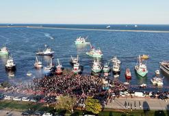 Samsun’da Filistin’e destek için tekneler kortej oluşturdu