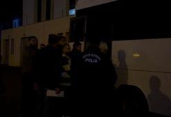 Eşi ve çocuğuyla marketten dönerken öldürülmüştü; 4 tutuklama