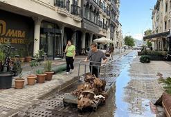 Fethiye'de sağanak sonrası sel suları çekildi; temizlik çalışması yapıldı