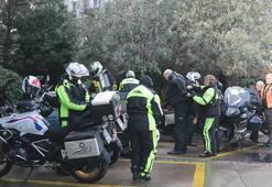 Almanya'dan gelen motosiklet tutkunları İzmir'de; 84 yaşında, 6 bin kilometre katedecek