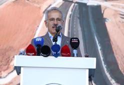 Bakan Uraloğlu: Yaptığımız her yol, Kaman’ın cevizini dünyaya taşıyan bir bağdır