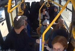 Minibüs sürücüsü, rahatsızlanan yolcuyu hastaneye yetiştirdi