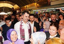 Bakan Kurum'dan, Hatay'da depremzede aileye ziyaret