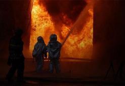 Zelenskiy: Ruslar 500'e yakın İHA ve 50'den fazla füze ile saldırı düzenledi