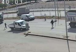 Maça yetişmek için üst geçidi kullanmayınca hafif ticari araç çarptı; kaza kamerada