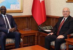 Bakan Güler, Senegal Silahlı Kuvvetler Bakanı Diop ile görüştü