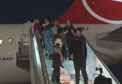 Küresel Sumud Filosu teknelerinde alıkonulan 20 kişi İstanbul’a geldi