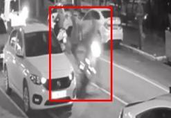 Balıkesir’de motosikletin yayaya çarptığı kaza kamerada: 2 yaralı