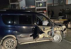 Sarıyer’de park halindeki TIR'a çarpan hafif ticari aracın sürücüsü kaçtı