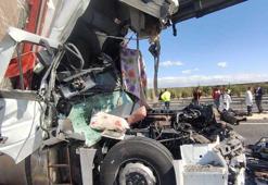 Konya'da 3 aracın karıştığı kaza; 1 ölü, 3 yaralı