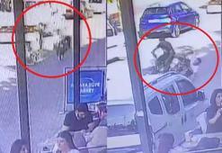 Adana'da yarışan 2 motosikletlinin kazası kamerada