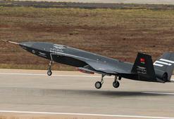 Bayraktar Kızılelma ilk atış testinde hedefi tam isabetle vurdu