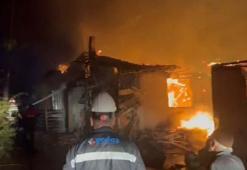 Çorum'da 3 ev yandı