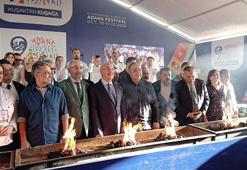 9'uncu Uluslararası Adana Lezzet Festivali, yakılan dev mangal ateşiyle başladı