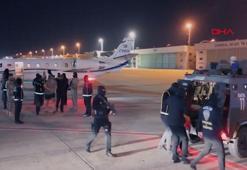 Kırmızı bültenle aranan 2 organize suç örgütü üyesi Türkiye'ye getirildi