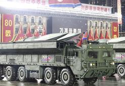 Kuzey Kore'de İşçi Partisi'nin 80’inci kuruluş yıl dönümü askeri geçit töreniyle kutlandı