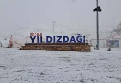 Sivas'ta yüksek kesimlere kar yağdı