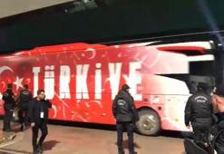 Türkiye ve Gürcistan milli takımları stada ulaştı