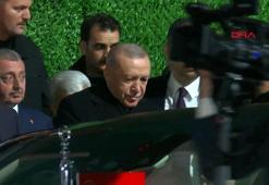 Cumhurbaşkanı Erdoğan, Türkiye-Gürcistan maçını tribünlerden takip etti