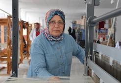 Emekli el sanatları öğretmeni, ehramı sandıktan çıkarıp kadınlara iş kapısı haline getirdi