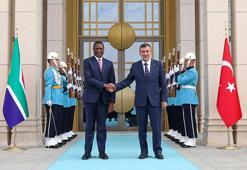 Cevdet Yılmaz: Güney Afrika ile 5 milyar dolar hedefimize kısa vadede ulaşmak istiyoruz