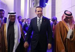Bakan Bayraktar, Suudi Arabistan Enerji Bakanı Abdulaziz bin Salman Al Saud ile görüştü