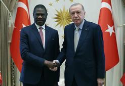 Cumhurbaşkanı Erdoğan, Güney Afrika Cumhurbaşkanı Yardımcısı Mashatile'yi kabul etti