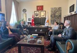 Yasemin Minguzzi, TBMM'de partileri ziyaret etti