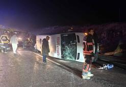 Malatya'da minibüs ile hafif ticari araç çarpıştı: 13'ü öğrenci, 14 yaralı