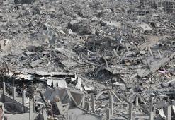 Hamas: İsrailli esirlerin cesetlerinin teslimi, İsrail'in ekipman girişine izin vermemesi nedeniyle gecikiyor