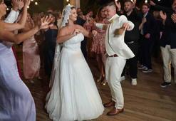 Kosta Rikalı damat ve Türk gelin Antalya'da dünyaevine girdi