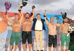 9’uncu Geleneksel İsmet Atlı Karakucak Güreşleri’nde başpehlivan Recep Kara oldu