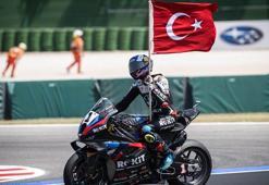 Toprak Razgatlıoğlu 3’üncü kez dünya şampiyonu