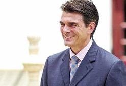 Bolivya'da devlet başkanı seçimini Rodrigo Paz kazandı