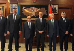 YÖK Başkanı Özvar, Türkiye'nin Bakü Büyükelçiliği'ni ziyaret etti