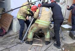 Kartal’da tavuklarına bakarken su kuyusuna düştü