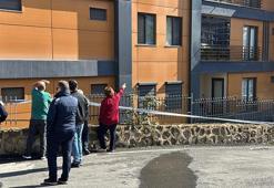 Zemindeki kayma nedeniyle tahliye edilen binada oturan aileler: Mağduriyet yaşıyoruz