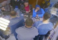 Müşteri gibi girdiği kuyumcudan 2 bileziği alıp kaçtı