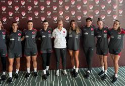 Necla Güngör Kıragası: Kadın futbolunu en üst seviyede temsil etmek de bizim için çok kıymetli