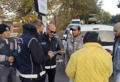 Bakan Yerlikaya: 783 düzensiz göçmen ile 169 organizatör yakalandı