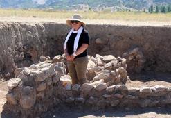 45 yılını kazı alanlarında geçirdi