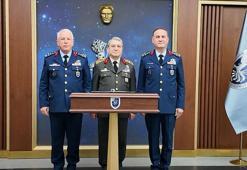 Genelkurmay Başkanı Bayraktaroğlu, Eskişehir'de birlikleri inceledi