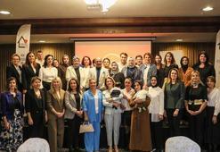 Antalya'da bu yıl 43 çocuk, koruyucu ailelerin yanına yerleştirildi