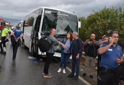 Antalya'da 4 araçlık zincirleme kazada 2 turist yaralandı