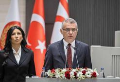 KKTC'de yeni seçilen Cumhurbaşkanı Erhürman, Meclis'te yemin etti