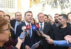 CHP İstanbul İl Başkanı seçilen Özgür Çelik mazbatasını aldı